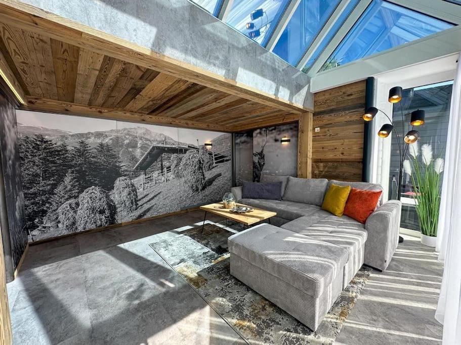 Holiday home Alpenglueck